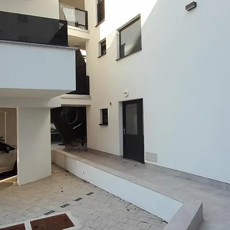 Maboka Apartment