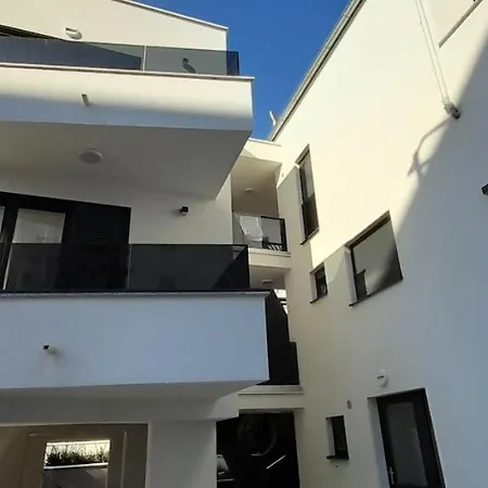 Maboka Apartment