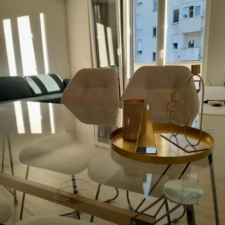 Maboka Apartment *
