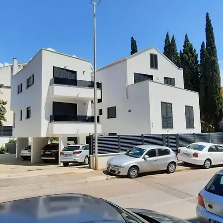 Maboka Apartment