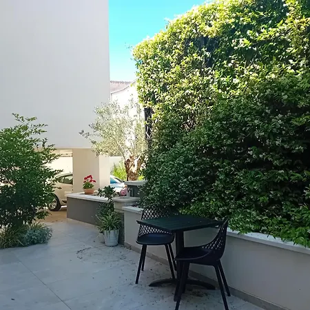 Maboka Apartament *