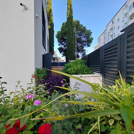 Maboka Apartament *